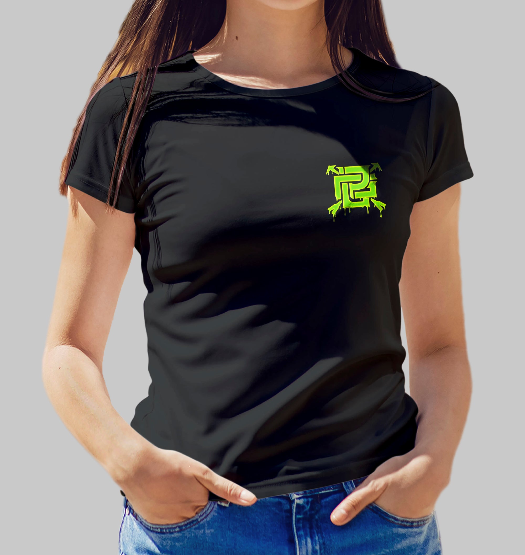 POLERA NEGRA ESTAMPADA LPG